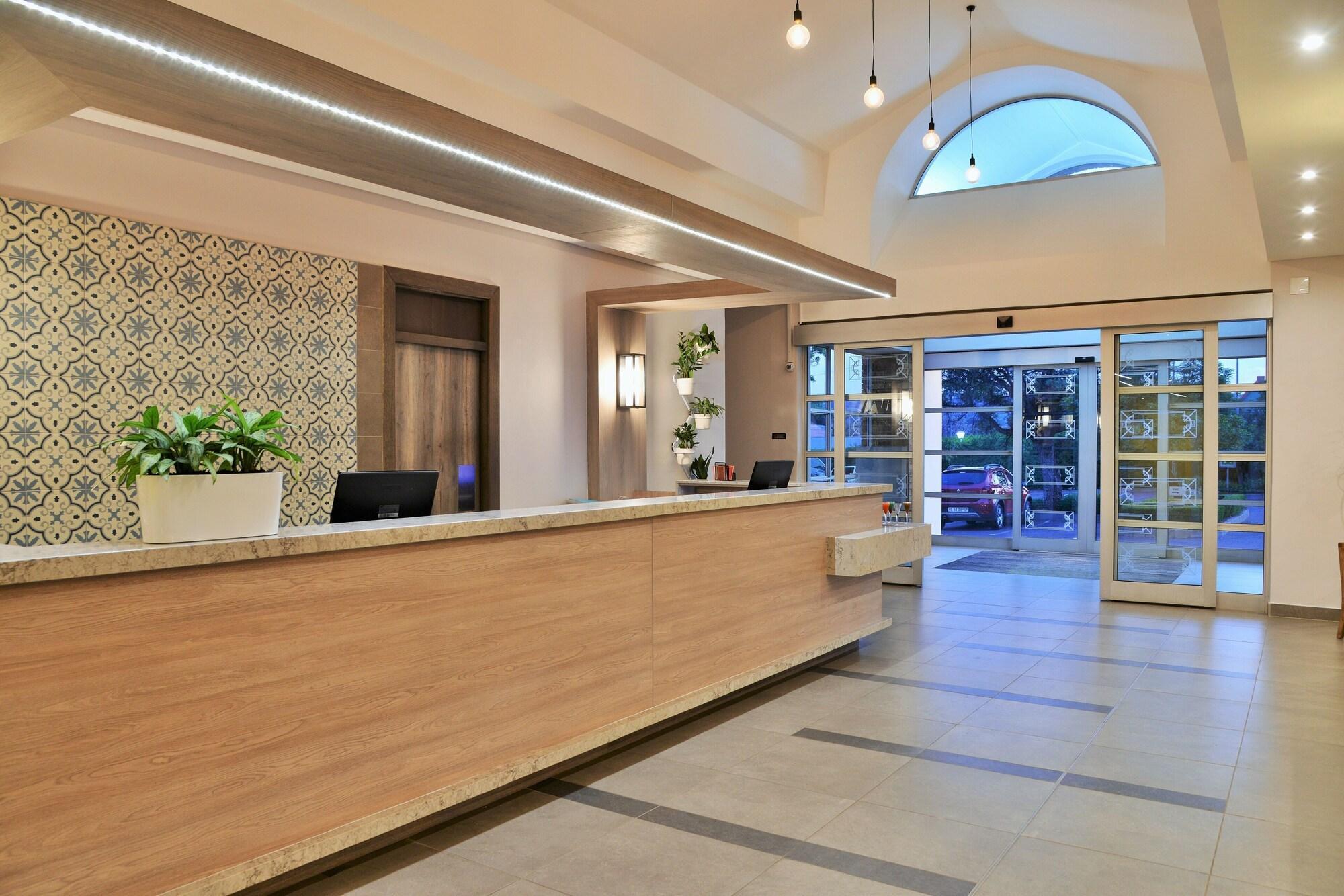 ทาวน์ ลอดจ์ เมนโล พาร์ค พรีตอเรีย Hotel พริทอเรีย ภายนอก รูปภาพ