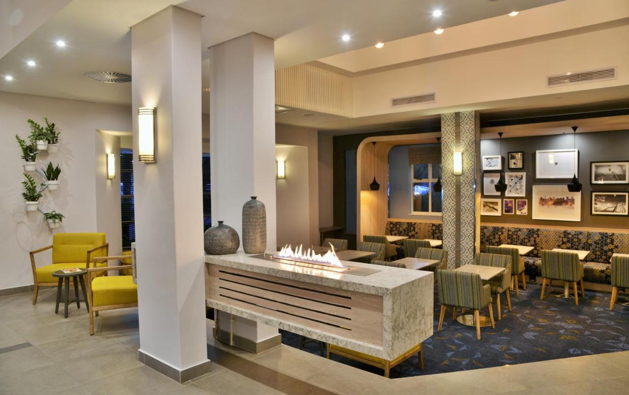 ทาวน์ ลอดจ์ เมนโล พาร์ค พรีตอเรีย Hotel พริทอเรีย ภายนอก รูปภาพ